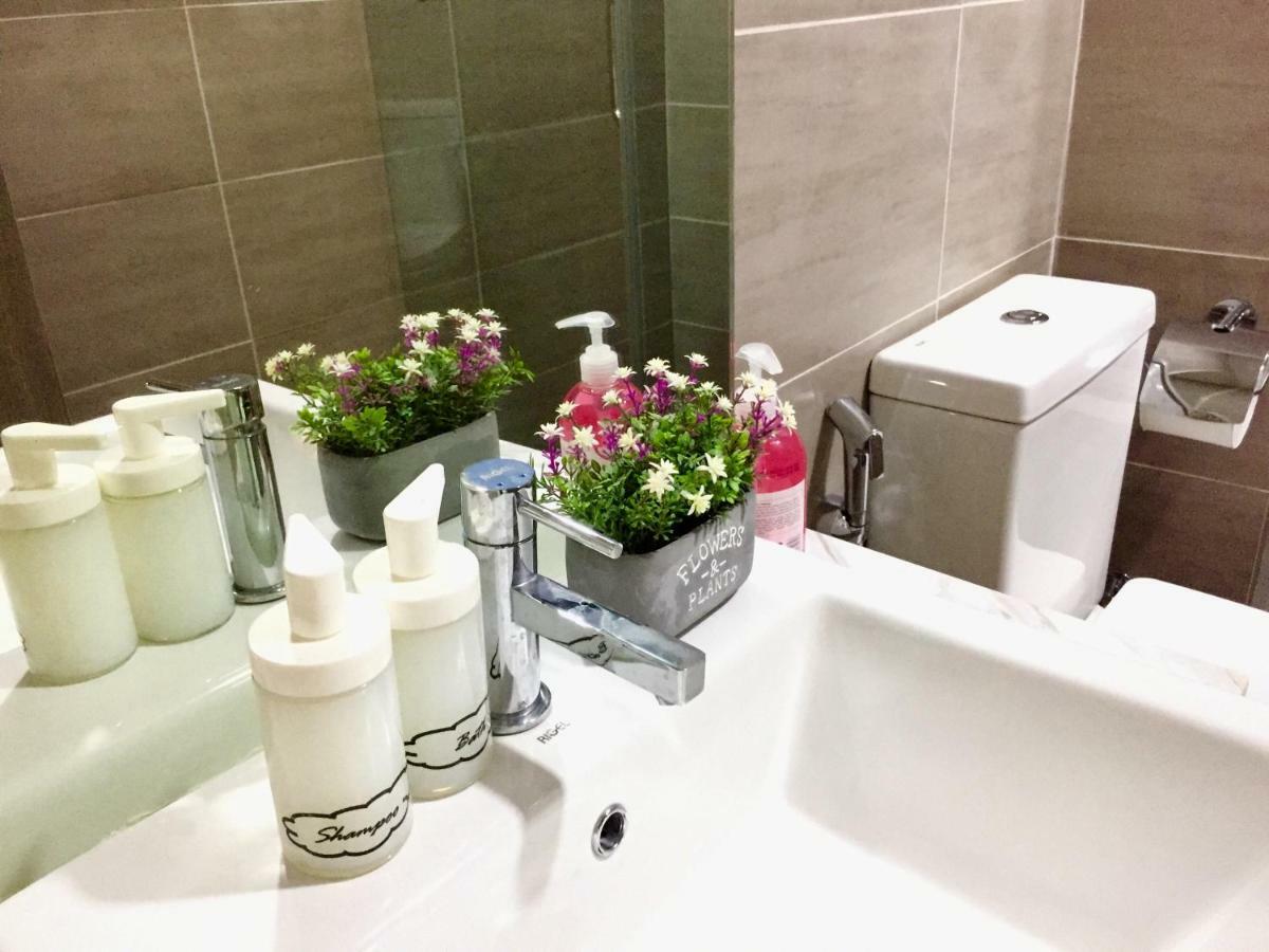 Splendid Duplex@ Sunway And Petaling Jayaアパートメント エクステリア 写真